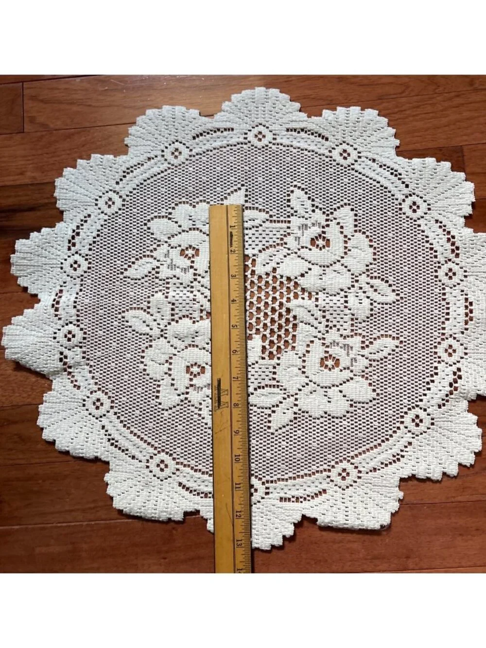 Round White Lace Doily Floral Design 18